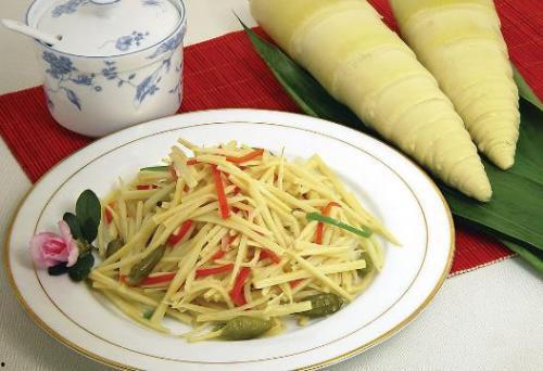 吃竹笋可以吃哈密瓜吗,探索异域食材的奇妙搭配