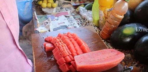 金龙街吃瓜,热闹非凡的吃瓜盛地，探寻街头美食风情